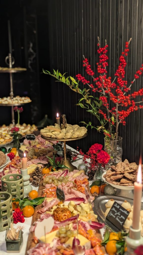 Buffet cocktail dînatoire professionel par Festin Traiteur à Annecy